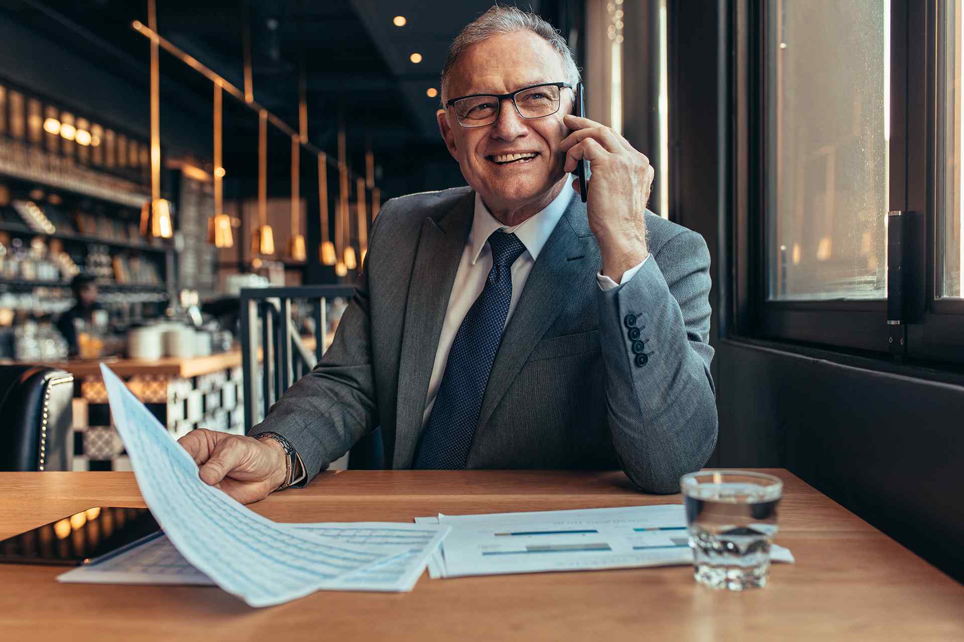 https://studyinswitzerland.net/wp-content/uploads/2020/09/fluid_hero_09.jpg